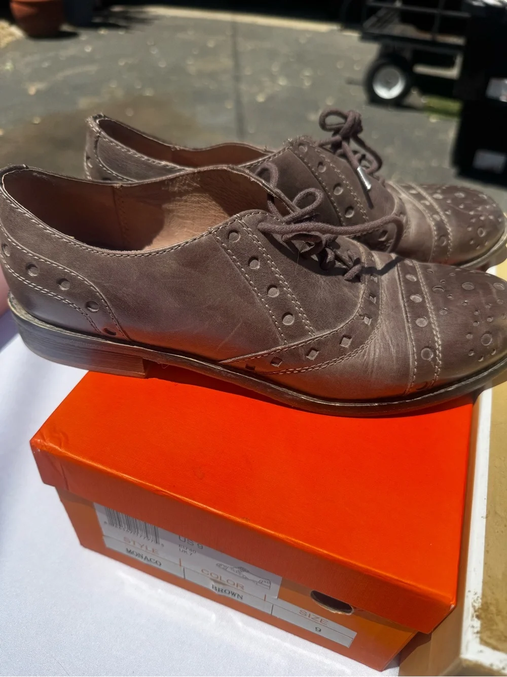 Miz Mooz Monaco Oxford Shoes | Brown Leather | Size 9